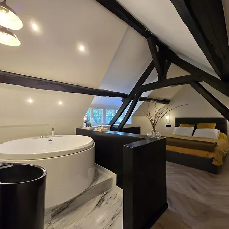 Longere Douce Aux Chants Des Oiseaux Villa